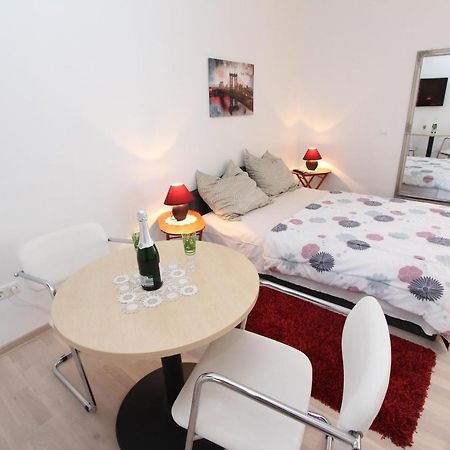 Rooms And Apartments Sally روفينج المظهر الخارجي الصورة