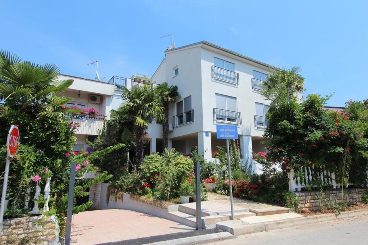 Rooms And Apartments Sally روفينج المظهر الخارجي الصورة