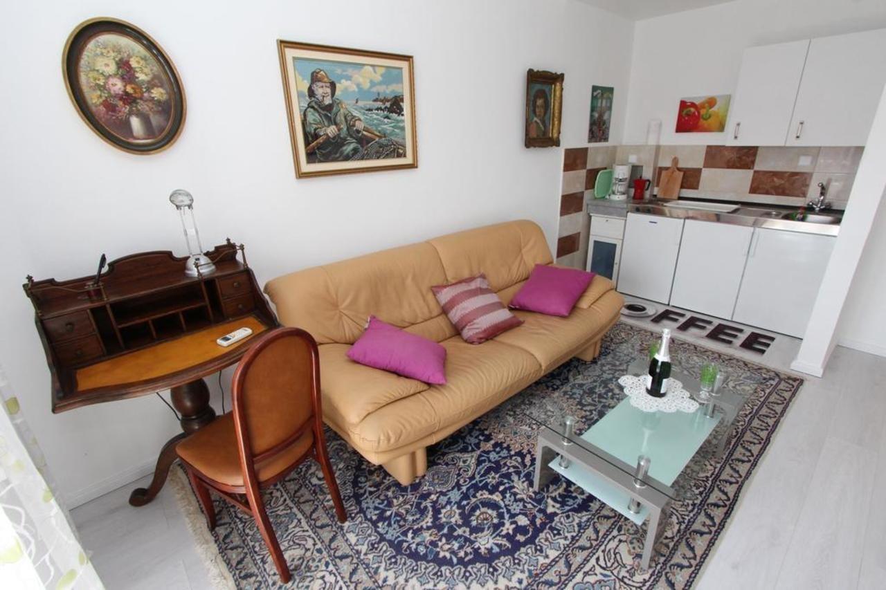 Rooms And Apartments Sally روفينج المظهر الخارجي الصورة