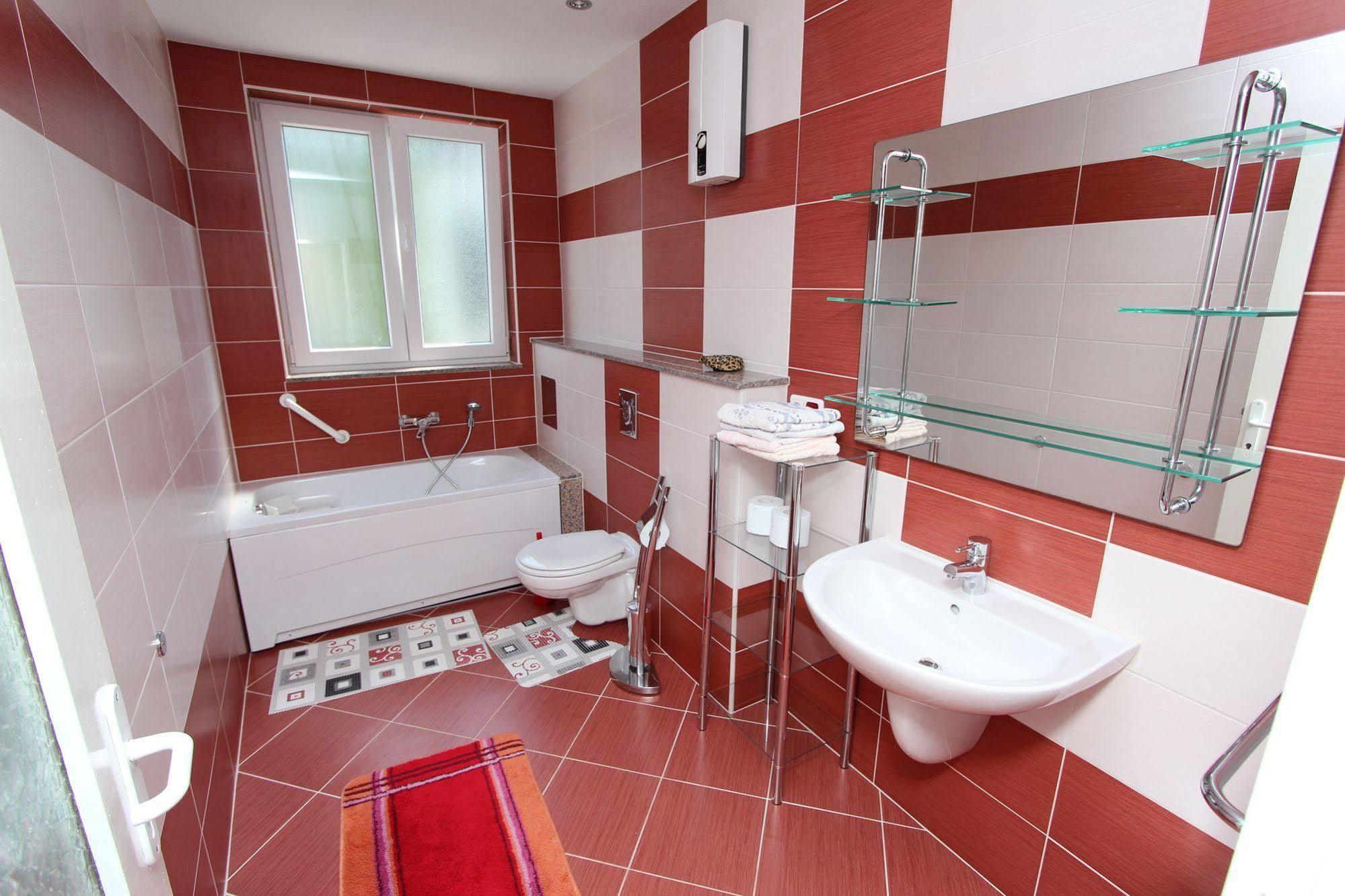 Rooms And Apartments Sally روفينج المظهر الخارجي الصورة
