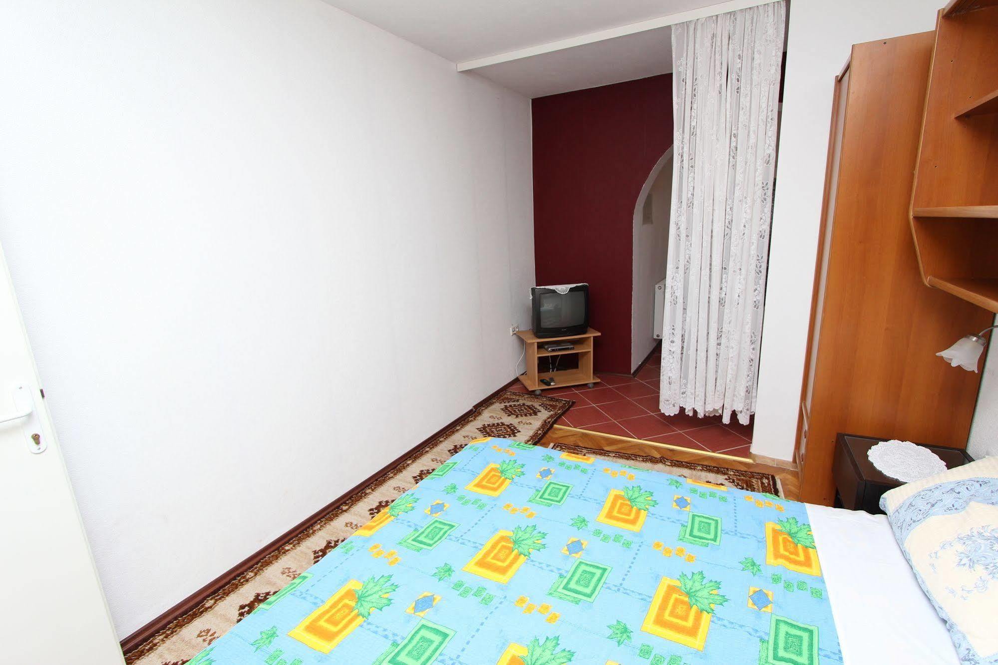 Rooms And Apartments Sally روفينج المظهر الخارجي الصورة